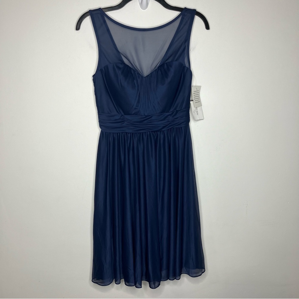 NWT David’s Bridal navy blue bridesmaid‎ dress knee length size 4